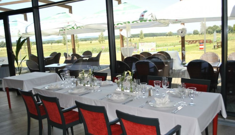 Golf resort Jezera Ostrožská Nová Ves